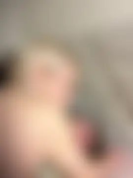 elloriah's Webcam Show