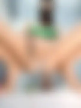 sexyy_pooja's Live Sex Cam Show