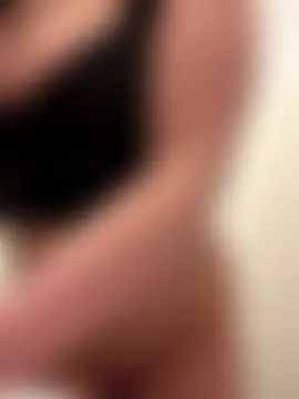 Yasmine-blue's Live Sex Cam Show