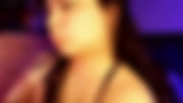 kimmiakiss22's Webcam Show