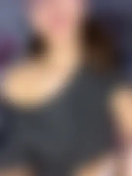 maisie_goldxx's Live Sex Cam Show