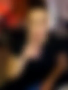 Ellie-Elizabeth's Live Sex Cam Show