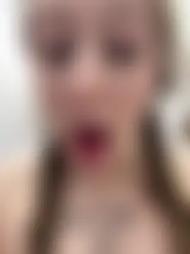 FroggyAnna's Live Sex Cam Show