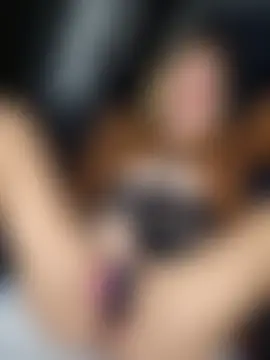 SheIsSomething's Webcam Show