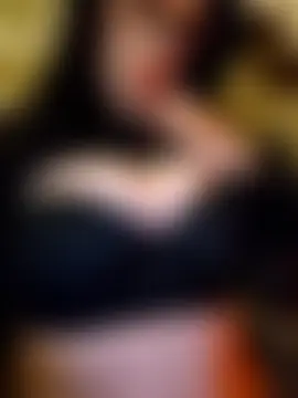 BustyVampyre's Webcam Show