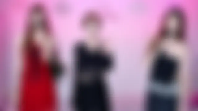 CM---002's Live Sex Cam Show