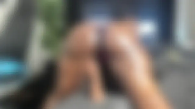 naughty_bigass' Webcam Show