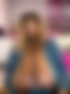 BigFineSelena's Webcam Show