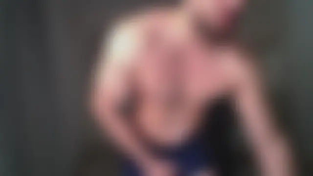 IvanHydee's Live Sex Cam Show