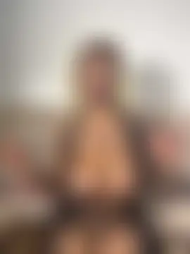 Rose_berry's Live Sex Cam Show