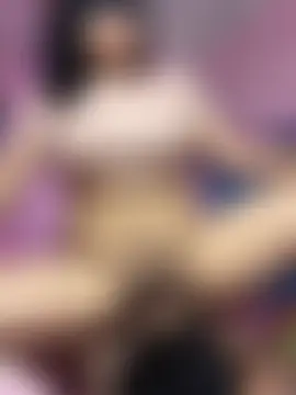 Priyajaanbaby's Webcam Show