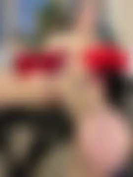 MiniSophiaa's Webcam Show