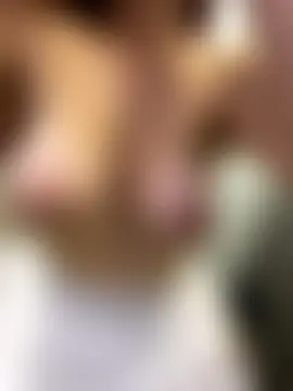 MilaRed69's Webcam Show