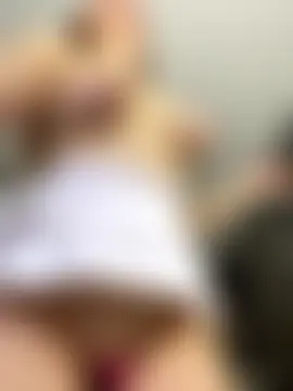 MilaRed69's Live Sex Cam Show