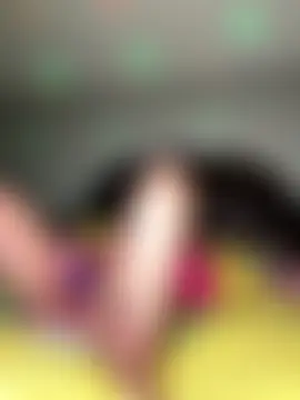 RenaThickAss' Webcam Show