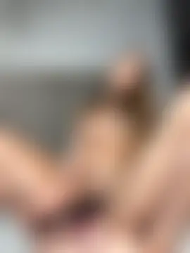 SweetieSinXXX's Webcam Show