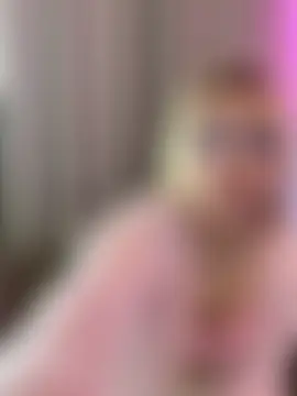 AmieGlow's Live Sex Cam Show