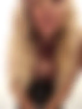 Bondgirl_013's Live Sex Cam Show