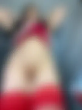 CurlyLara's Live Sex Cam Show