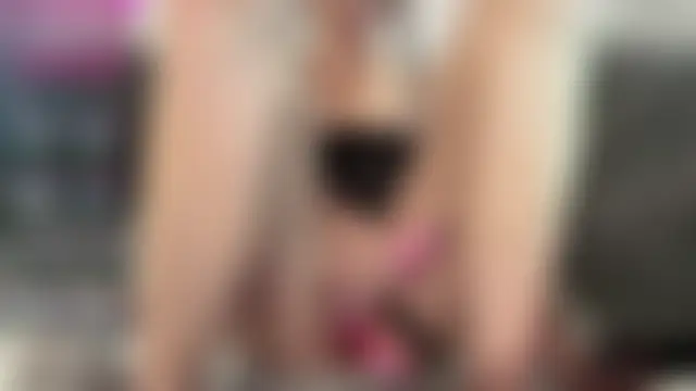 CanadianCumTarget's Webcam Show