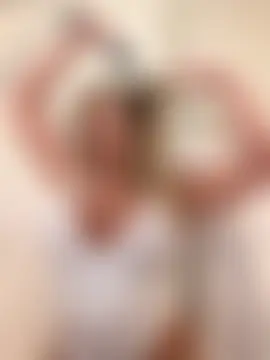 docmilf12's Webcam Show