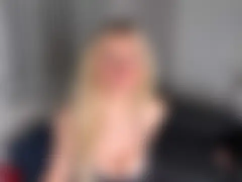 meggsworld's Live Sex Cam Show