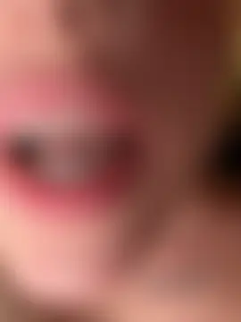 kira_mia's Live Sex Cam Show