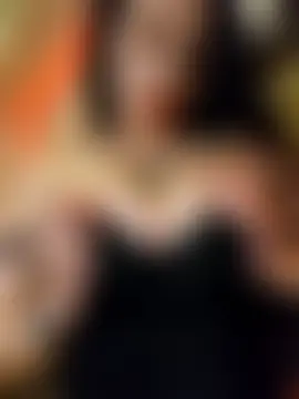 BustyVampyre's Webcam Show