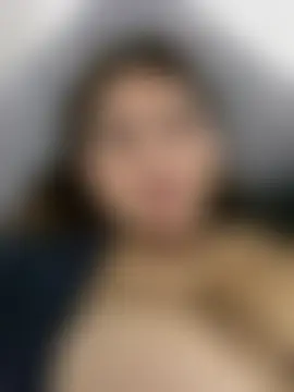 RosaliaVicky's Webcam Show