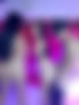 royalgirls_x's Webcam Show