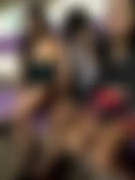 royalgirls_x's Webcam Show