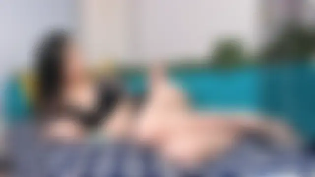 ChiaClonts' Live Sex Cam Show