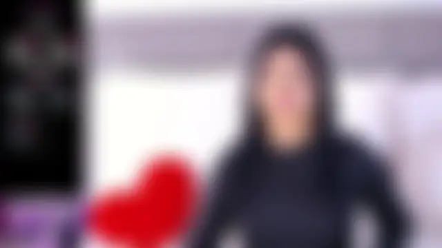 ZendayaClark's Live Sex Cam Show