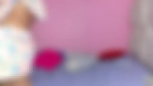 strawberrymia68's Webcam Show