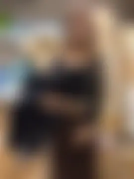 KittyQueeny's Live Sex Cam Show