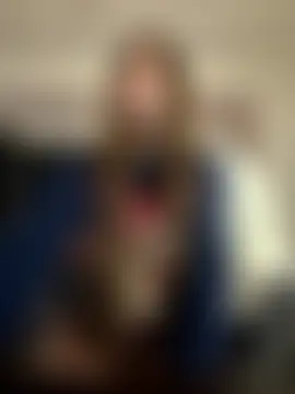 aly_golden_'s Webcam Show