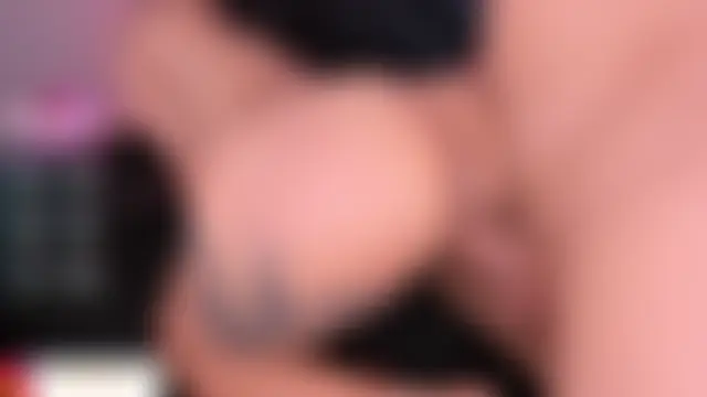 ScarlettAndClark's Webcam Show