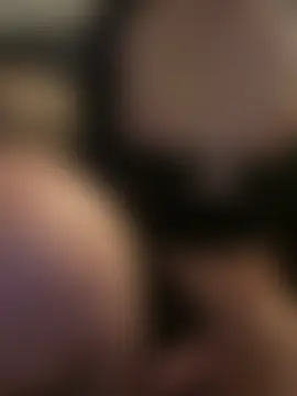 Annaluvv's Live Sex Cam Show