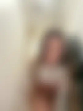 nicole111's Live Sex Cam Show