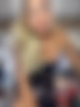 sammyqueenx21's Webcam Show