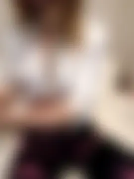 Emma_milf_49's Live Sex Cam Show