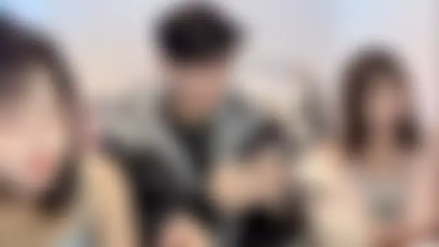 zhouzhou_YC's Live Sex Cam Show