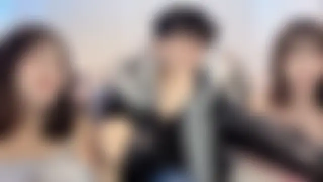 zhouzhou_YC's Webcam Show