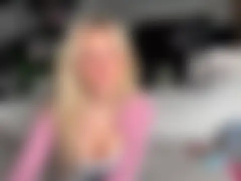 meggsworld's Live Sex Cam Show