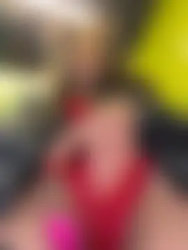 ICrazyOneIRL's Live Sex Cam Show