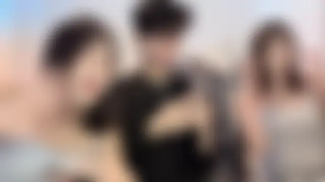 zhouzhou_YC's Webcam Show