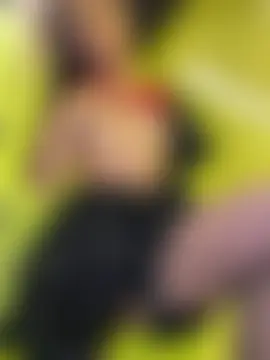 ICrazyOneIRL's Live Sex Cam Show