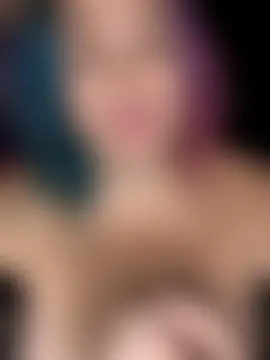 Courdles' Live Sex Cam Show