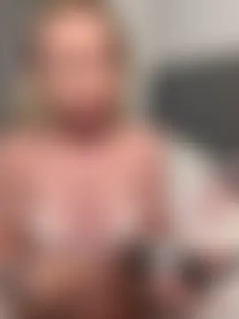 SexySaraxxoo's Live Sex Cam Show