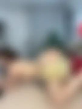 CurlyLara's Live Sex Cam Show